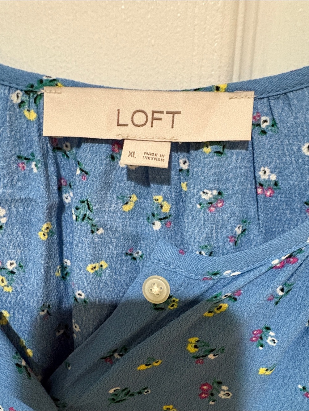 LOFT Blue Floral Ruffle-Sleeve Button Front Top - Picture 3 of 4